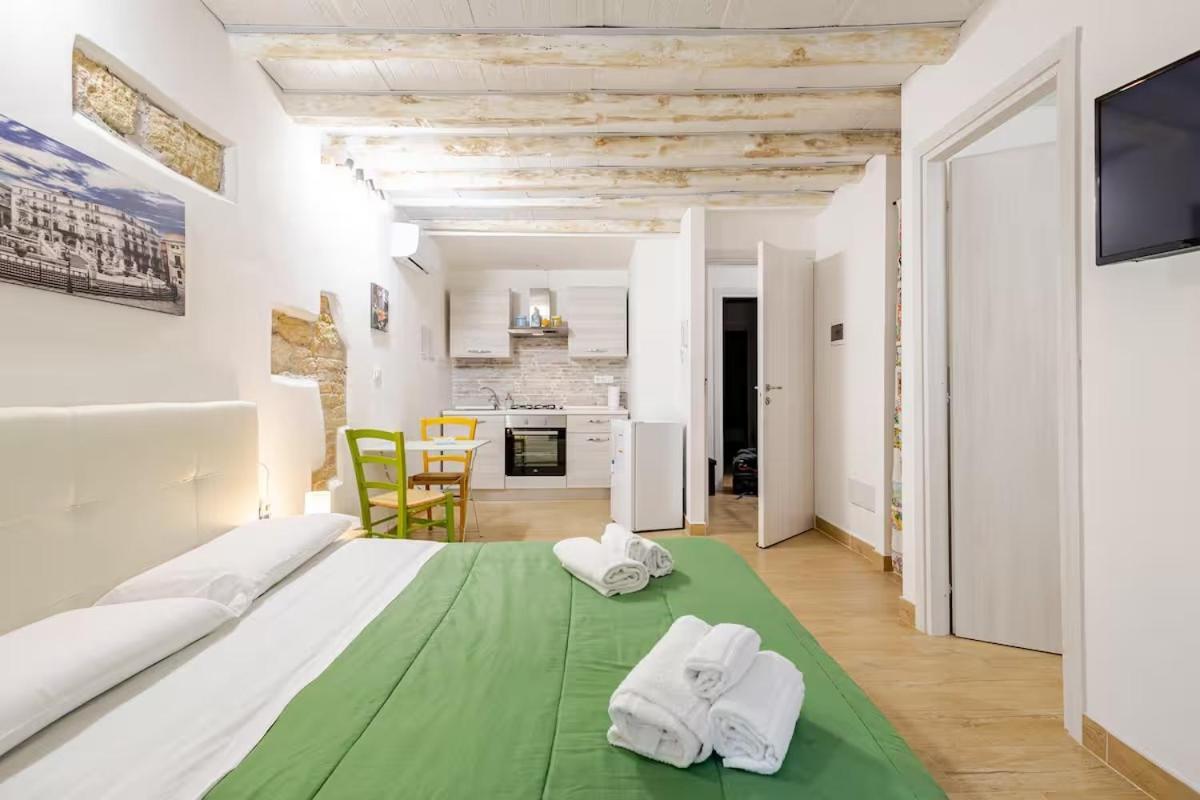 Talia Capo Massimo Apartment ปาแลร์โม ภายนอก รูปภาพ