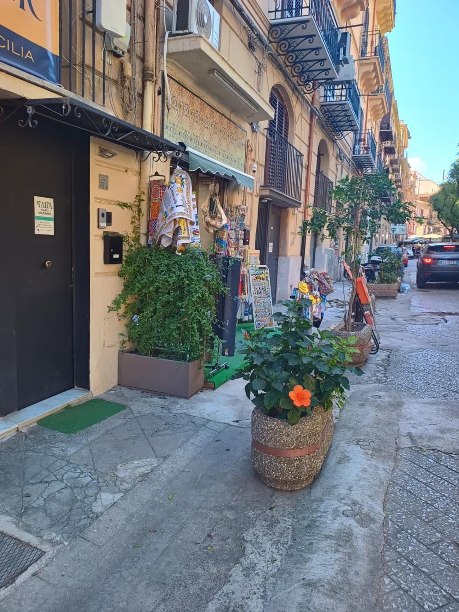 Talia Capo Massimo Apartment ปาแลร์โม ภายนอก รูปภาพ