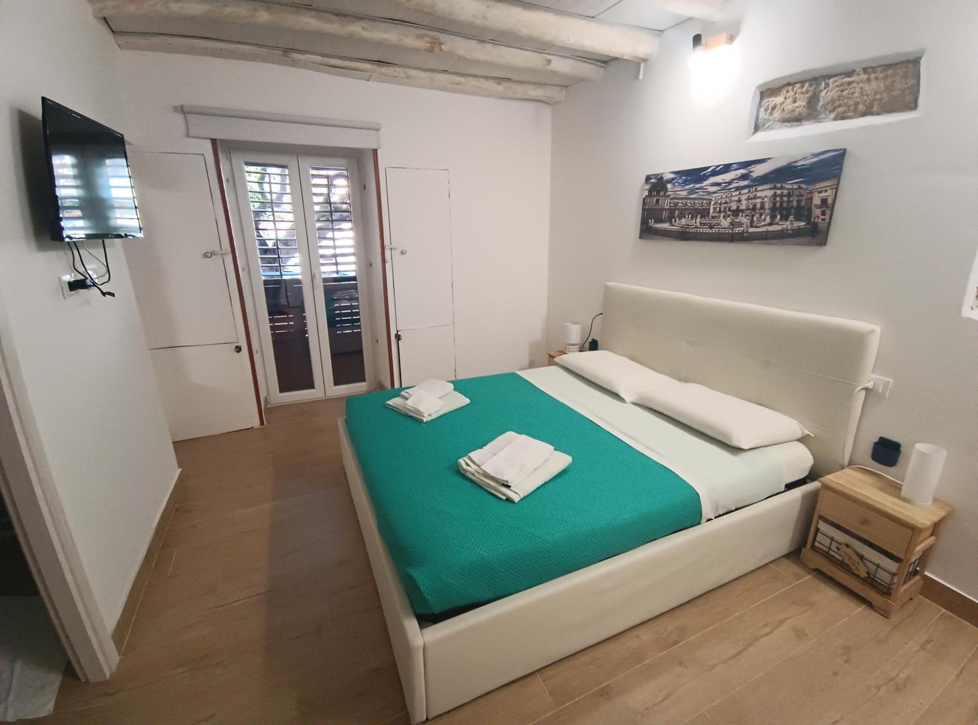 Talia Capo Massimo Apartment ปาแลร์โม ภายนอก รูปภาพ