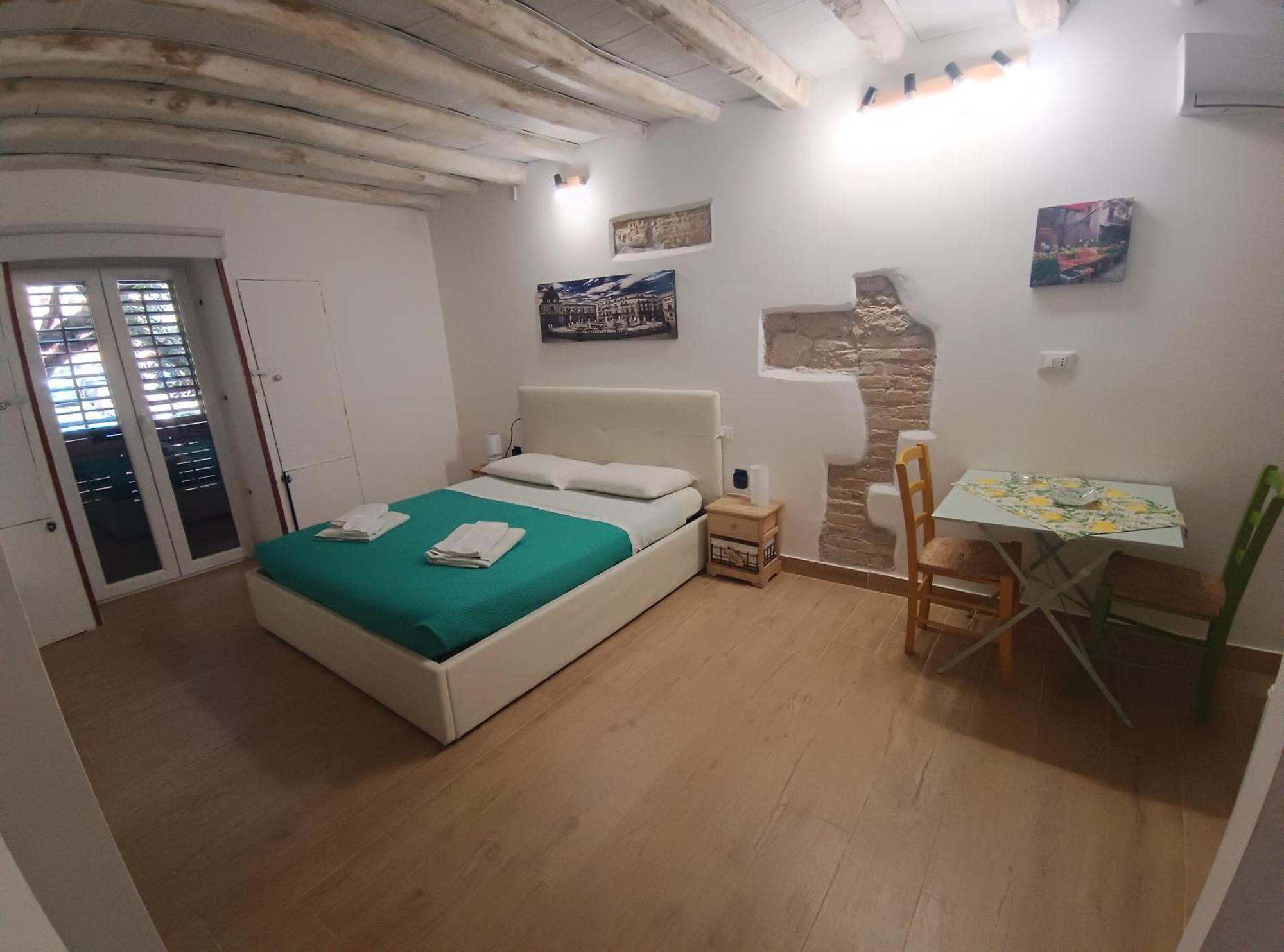 Talia Capo Massimo Apartment ปาแลร์โม ภายนอก รูปภาพ