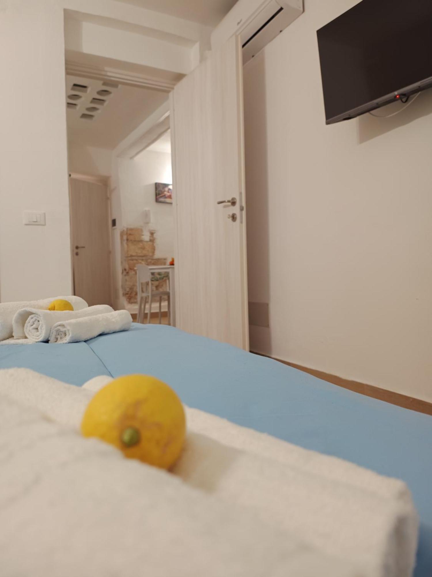 Talia Capo Massimo Apartment ปาแลร์โม ภายนอก รูปภาพ